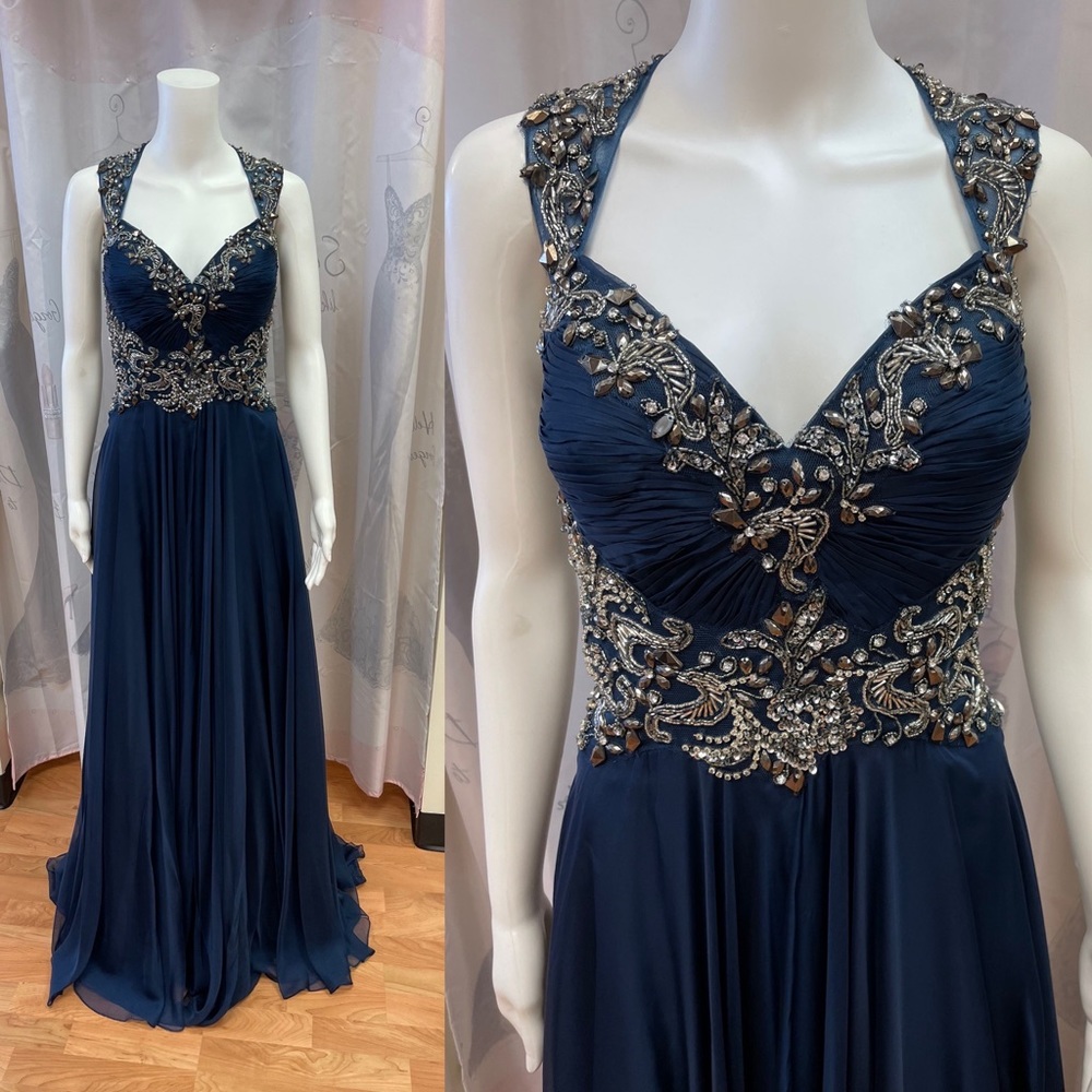 Mac Duggal long chiffon navy blue dress with beads size 6 nwt